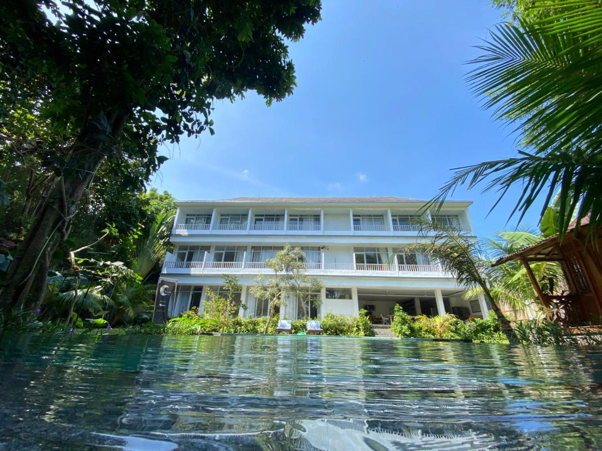 Mahamustika Riverside Canggu  Exterior photo