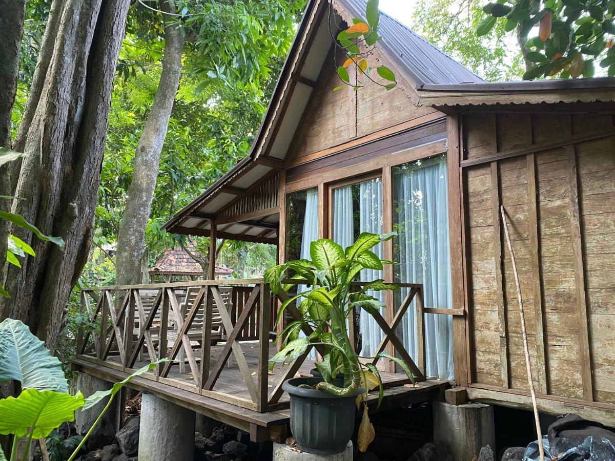 Mahamustika Riverside Canggu  Exterior photo