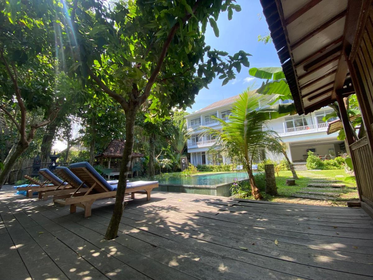 Mahamustika Riverside Canggu  Exterior photo