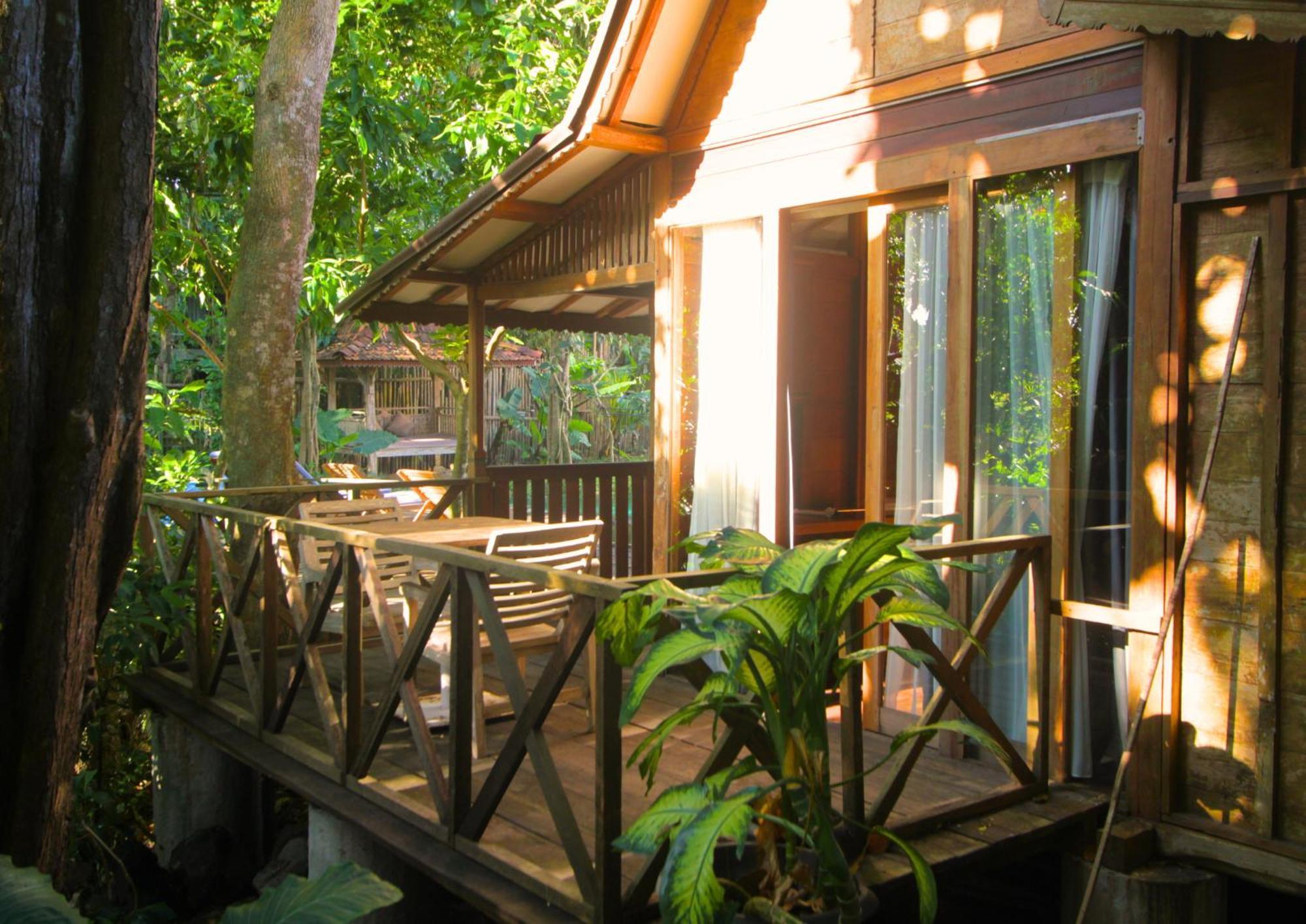 Mahamustika Riverside Canggu  Exterior photo